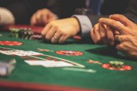 Pourquoi les casinos en ligne sont-ils meilleurs que les casinos physiques?